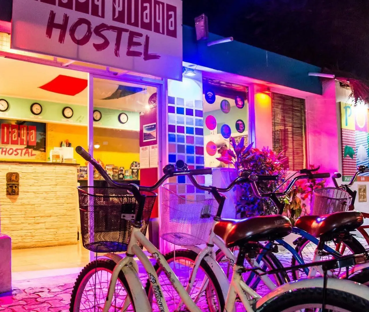 Enjoy Playa Hostel Playa del Carmen 0*,