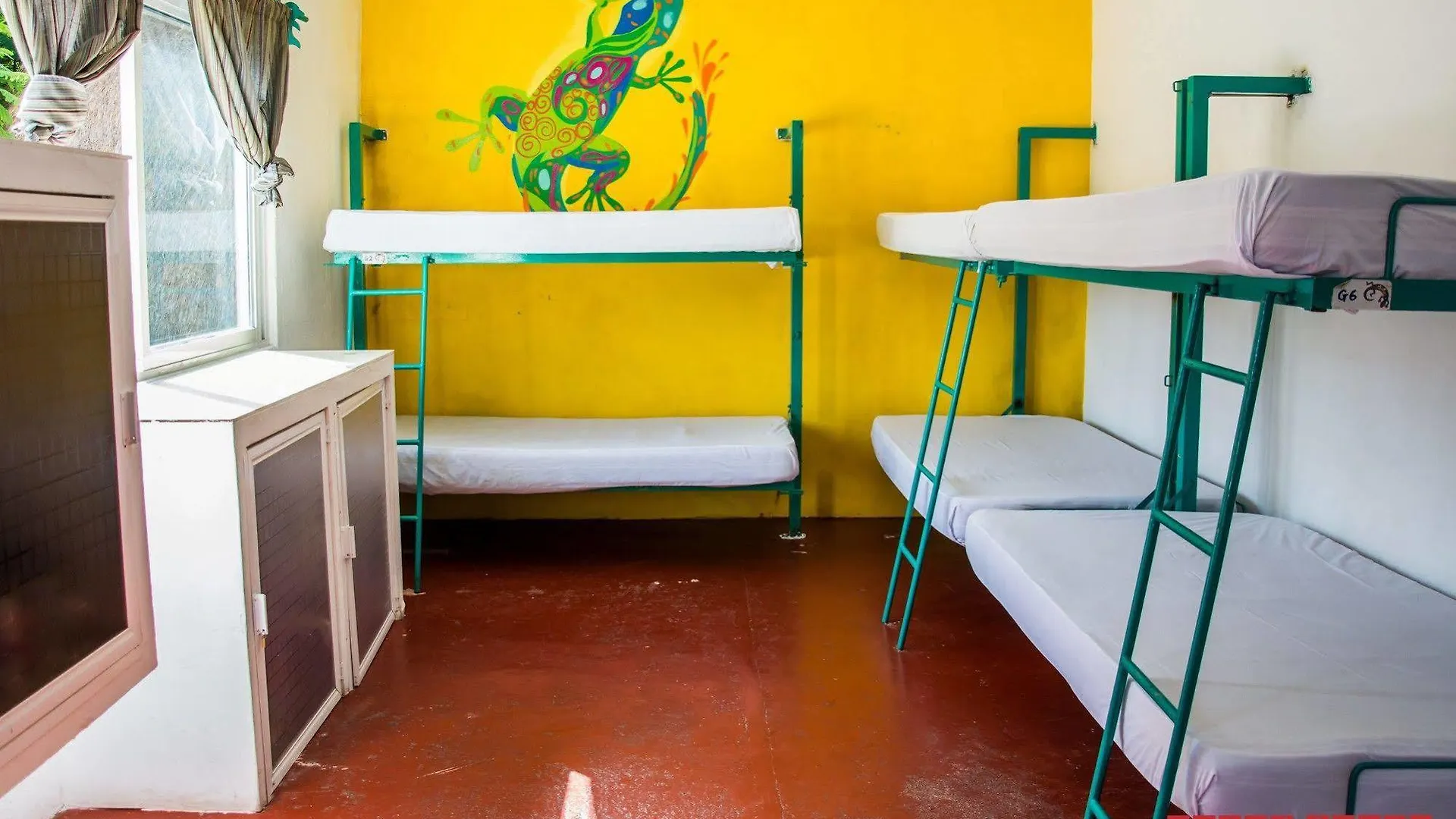 Enjoy Playa Hostel Playa del Carmen