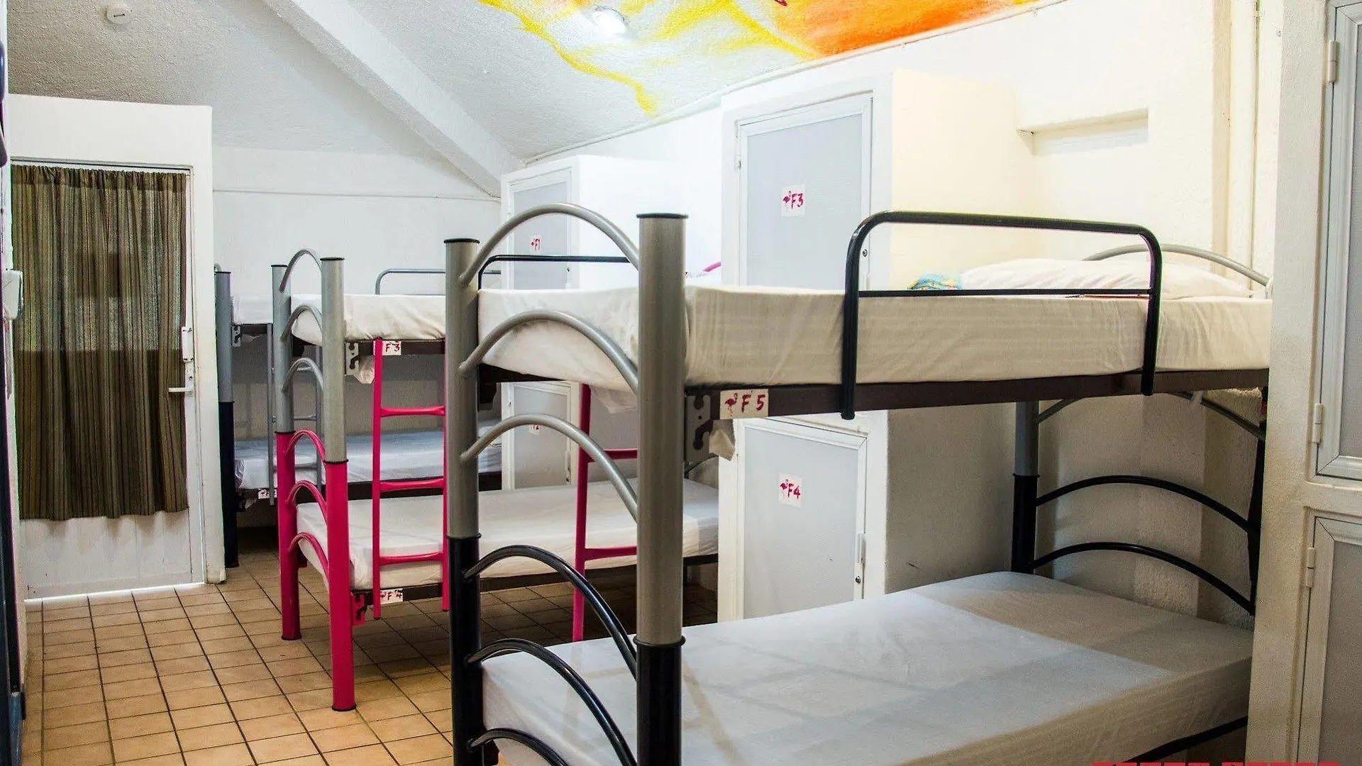 Enjoy Playa Hostel Playa del Carmen 0*,